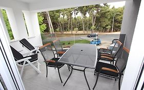Apartment Karlo 1